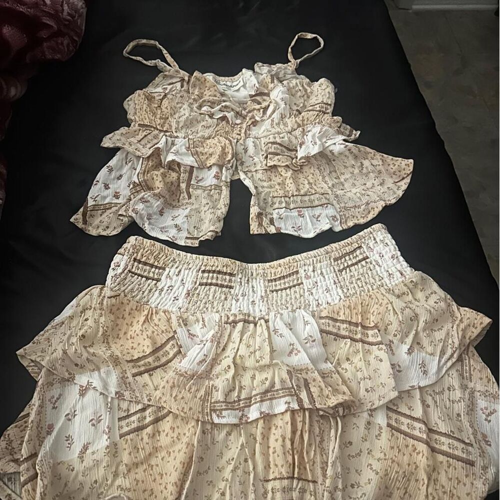 No-boundaries Women's Cream and Brown Skirt